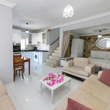 Apartment Lovely House With Astonishing View In Gumusluk, Bodrum