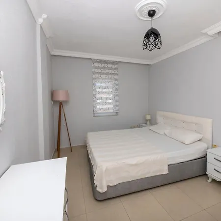 Lovely House With Astonishing View In Gumusluk, Bodrum גומושלוק